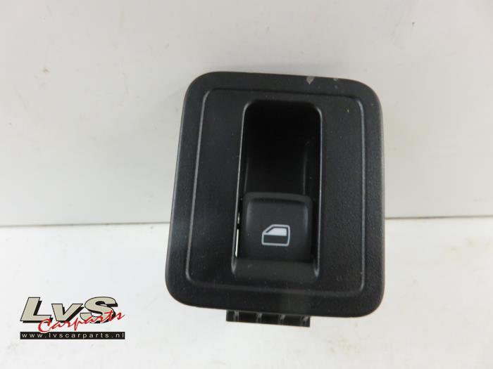 Volkswagen Polo Electric window switch