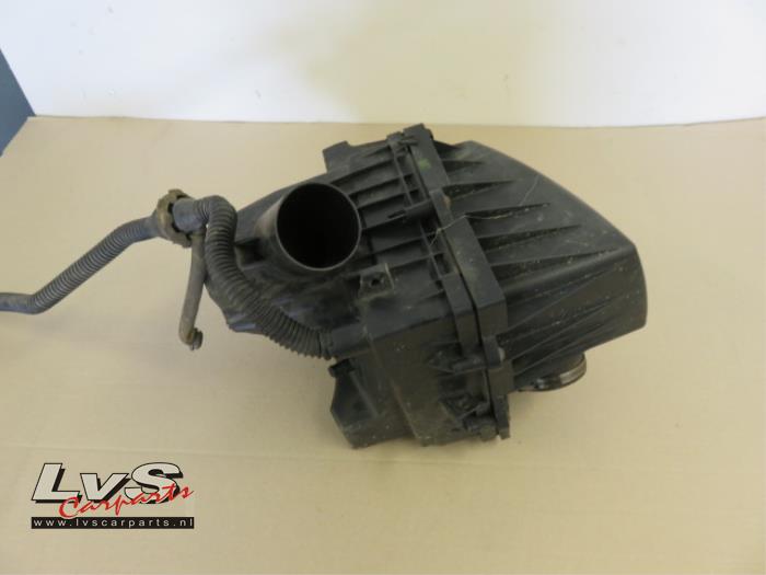 Opel Meriva Luftfiltergehäuse