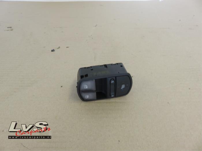 Opel Corsa Electric window switch