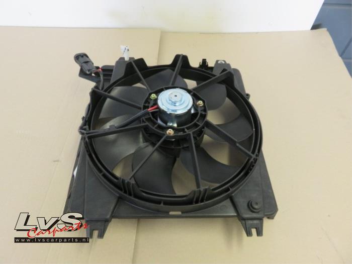 Peugeot 107 Boîtier ventilateur