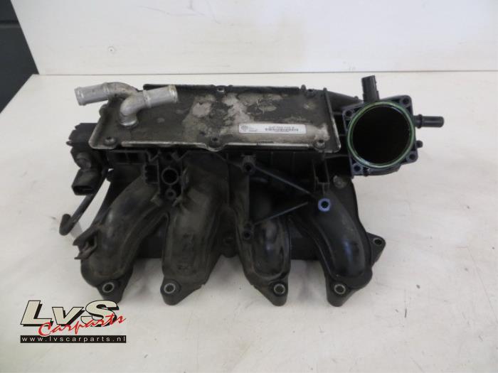 Volkswagen Polo Intake manifold