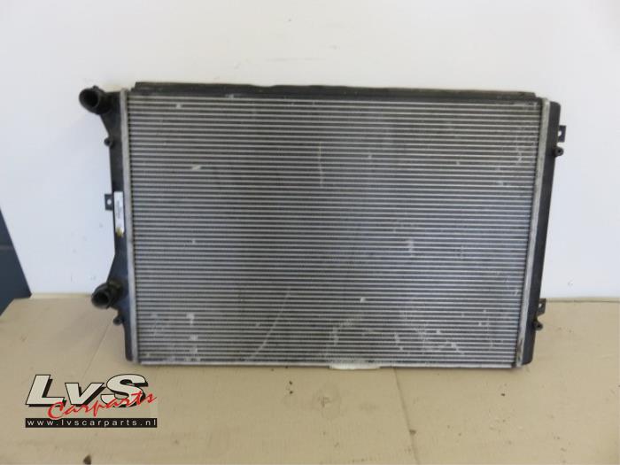 Volkswagen Golf Radiator