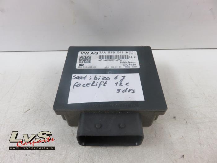 Volkswagen Scirocco Stabilisateur de tension