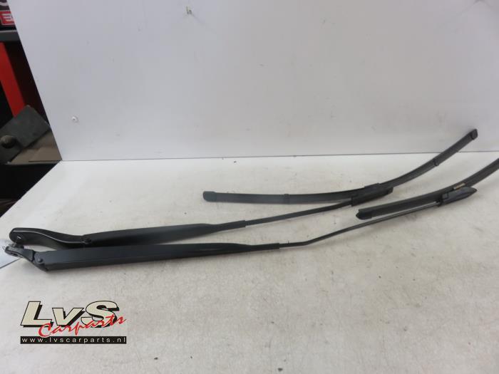 Renault Clio Set of wiper blades