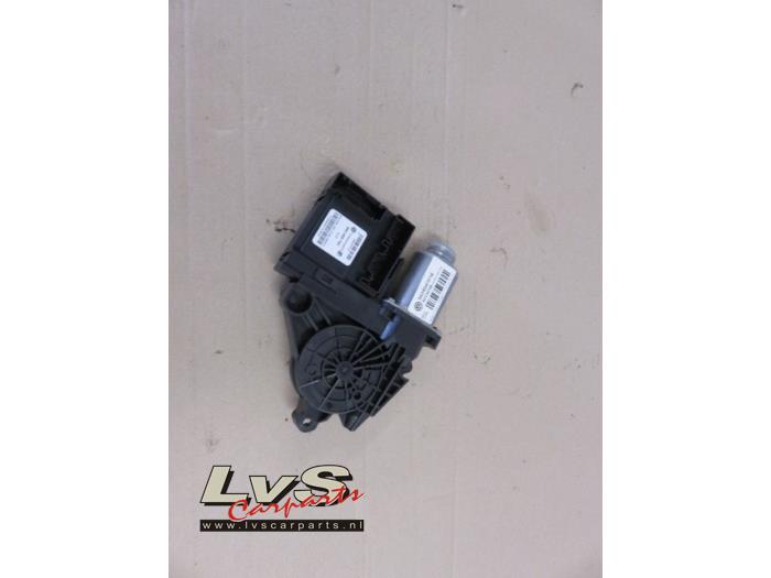 Volkswagen Golf Door window motor