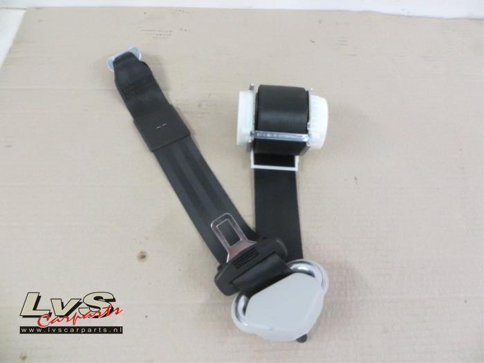 Volkswagen Caddy Sicherheitsgurt links hinten