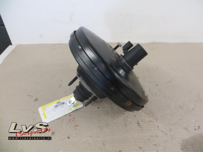 Volvo C70 Brake servo