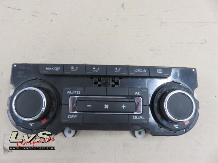 Skoda Octavia Air conditioning control panel