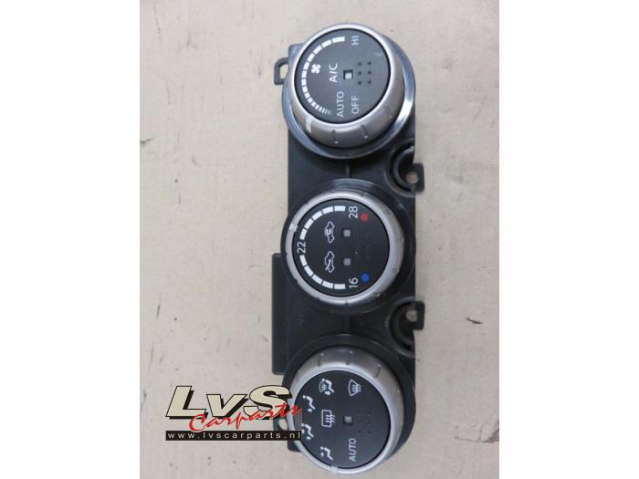 Nissan Murano Heater control panel