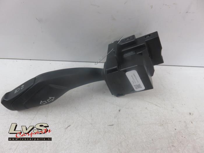 Ford Focus Indicator switch