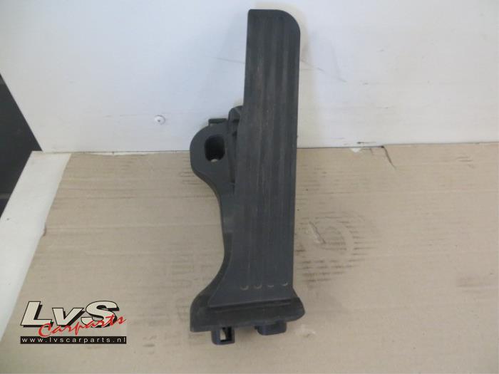 Volkswagen Golf Accelerator pedal