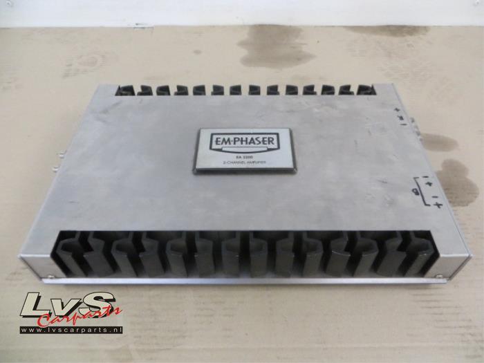 Volkswagen Caddy Radioverstärker