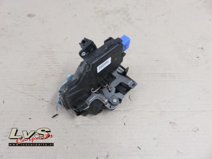 Volkswagen Caddy Deurslot Mechaniek 2Deurs rechts