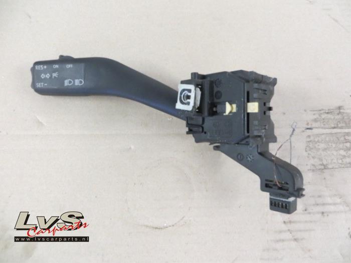 Volkswagen Touran Indicator switch
