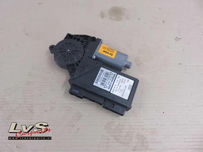 Audi A4 Raammotor Portier