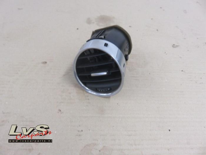 Audi A4 Dashboard vent