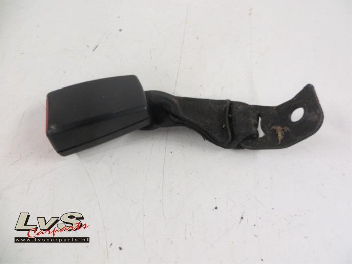 BMW 1-Serie Rear seatbelt buckle, left