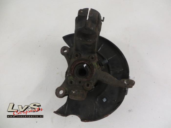 Volkswagen Golf Knuckle, front right