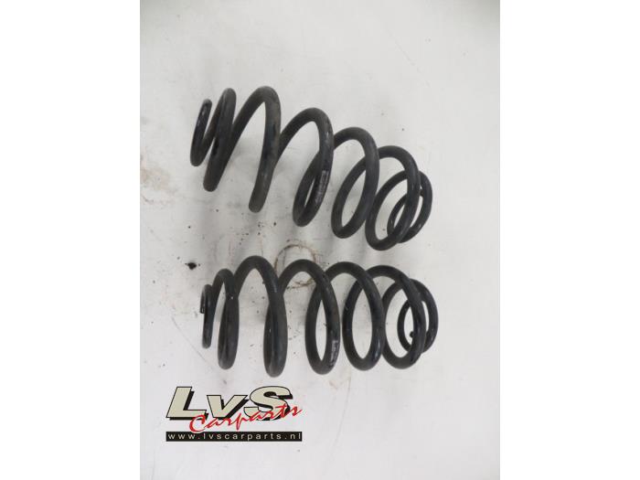 Opel Insignia Rear coil spring