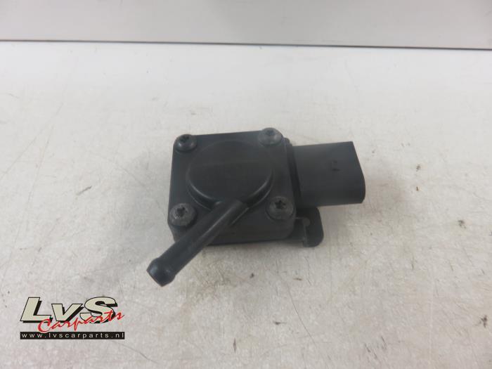 BMW 3-Serie Fuel pressure sensor