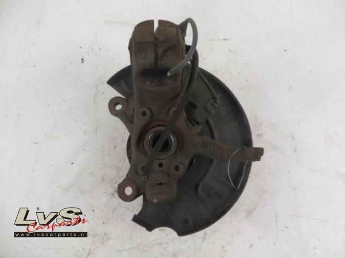 Volkswagen Golf Knuckle, front right