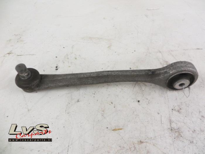 Audi A4 Draagarm rechts-voor