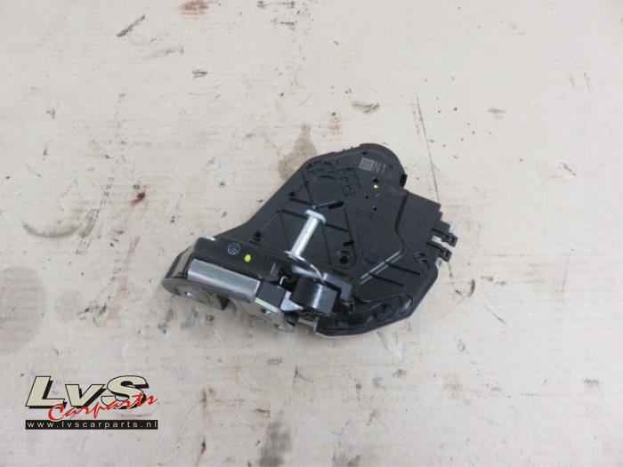 Citroen C1 Deurslot Mechaniek 4Deurs rechts-achter