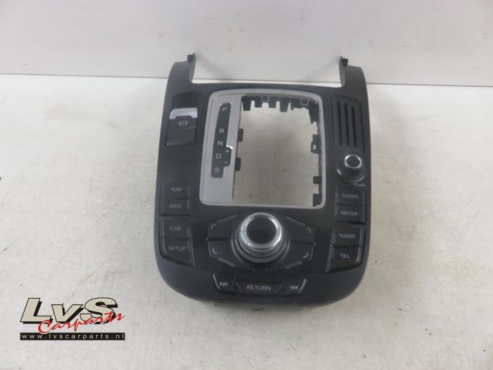 Audi A5 Radio control panel