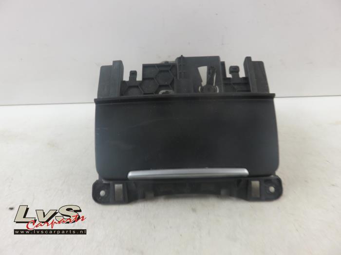 Audi A5 Cendrier avant