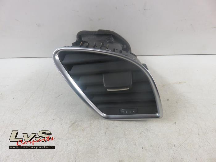 Audi A5 Luftgitter Armaturenbrett