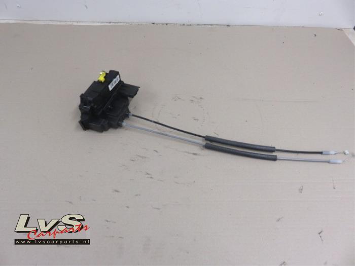 Hyundai I20 Serrure portière mécanique 4portes arrière gauche