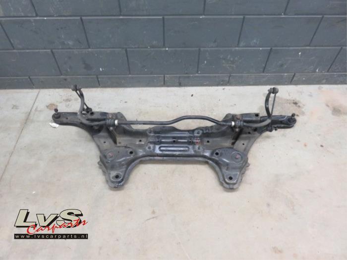 Hyundai I20 Subframe