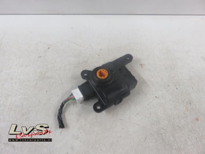 Hyundai I20 Heater valve motor
