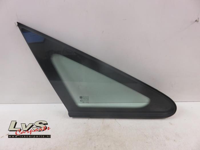 Opel Zafira B Vitre portière 4portes arrière droite