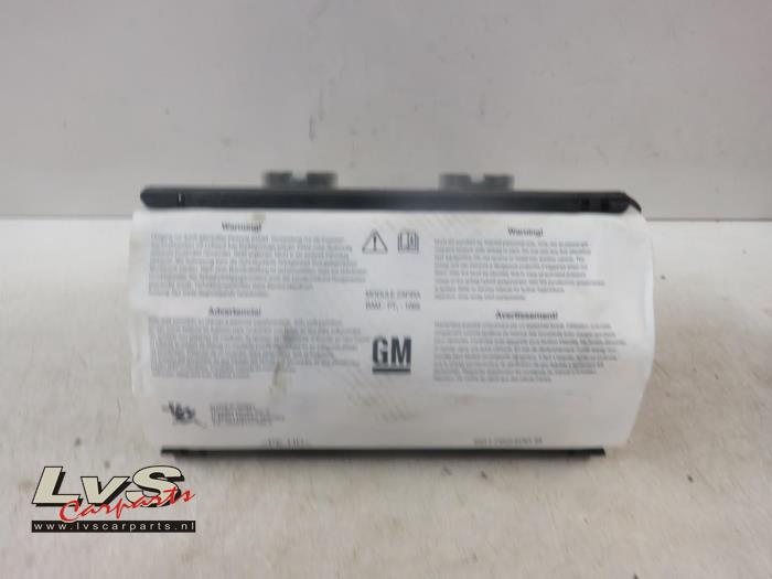 Opel Zafira B Airbag droite (tableau de bord)