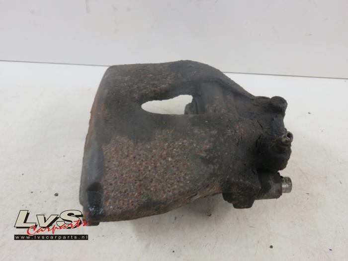 Opel Zafira B Etrier de frein (pince) avant gauche