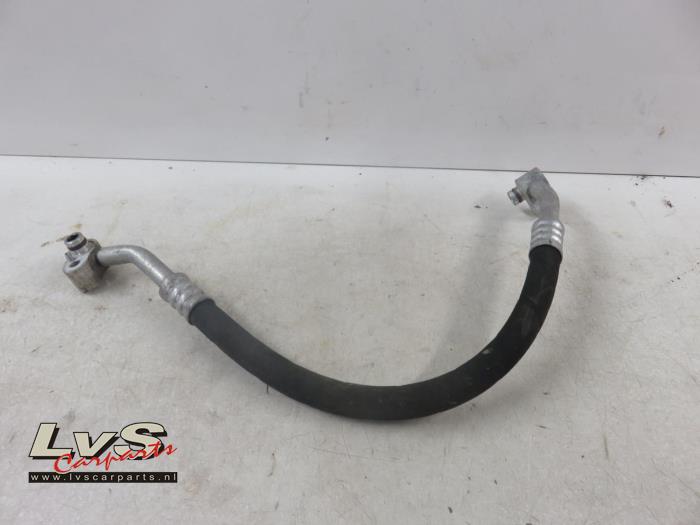 Volkswagen Polo Air conditioning line