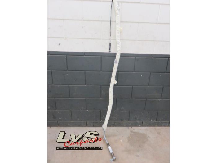 Mercedes B-Klasse Airbag Himmel rechts