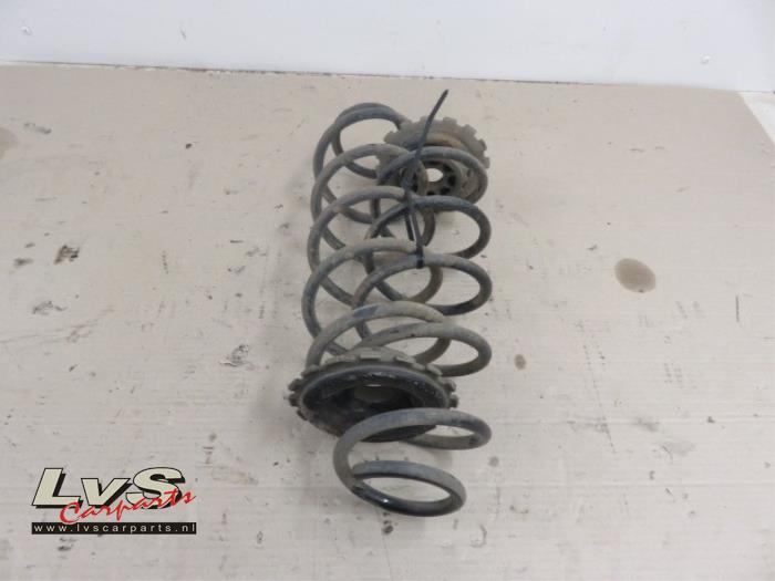 Mercedes B-Klasse Schraubenfeder hinten