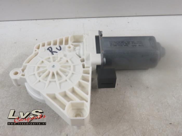 Volkswagen Golf Door window motor