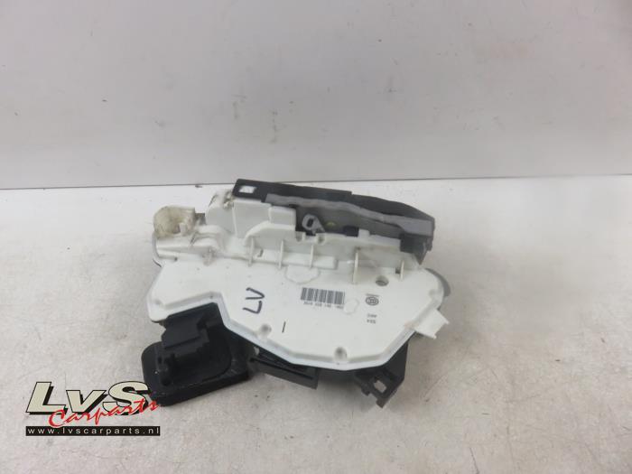 Volkswagen Golf Door lock mechanism 4-door, front left