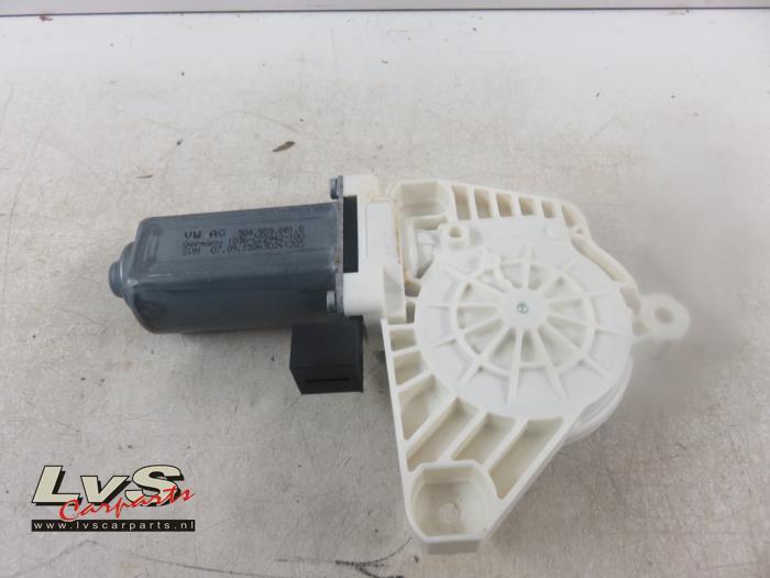 Volkswagen Golf Door window motor