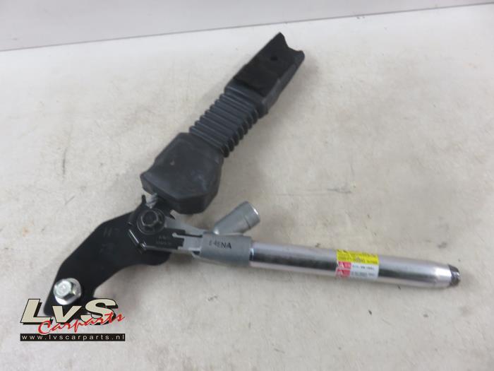 Kia Carens Tendeur de ceinture gauche