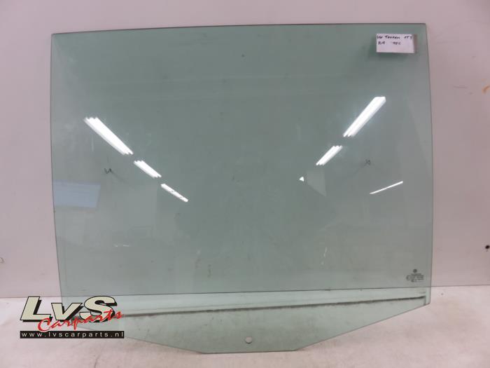 Volkswagen Touran Portierruit 4Deurs links-achter