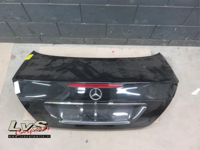 Mercedes E-Klasse Heckklappe