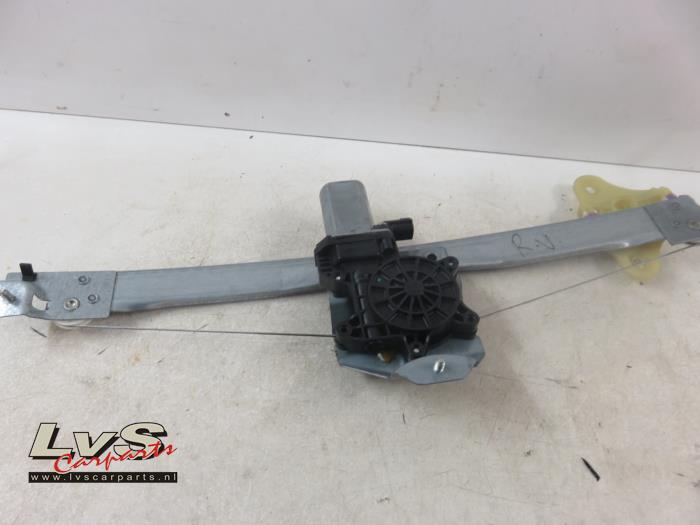 Renault Captur Ruitmechaniek 4Deurs rechts-achter