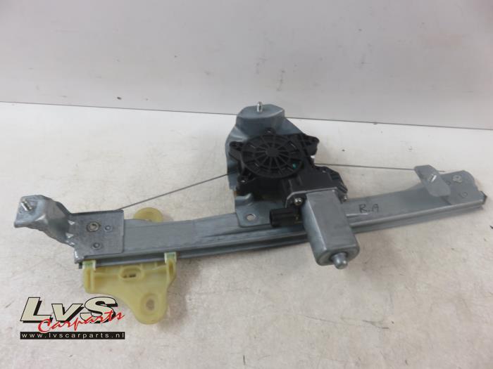 Renault Captur Ruitmechaniek 4Deurs rechts-achter