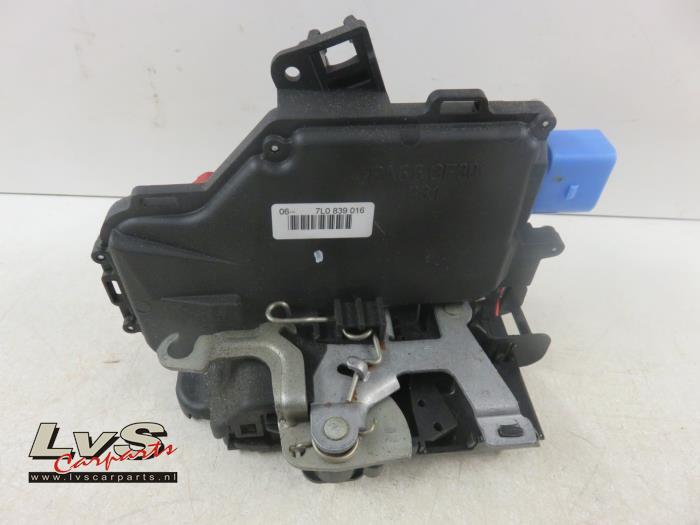 Volkswagen Caddy Deurslot Mechaniek 2Deurs rechts