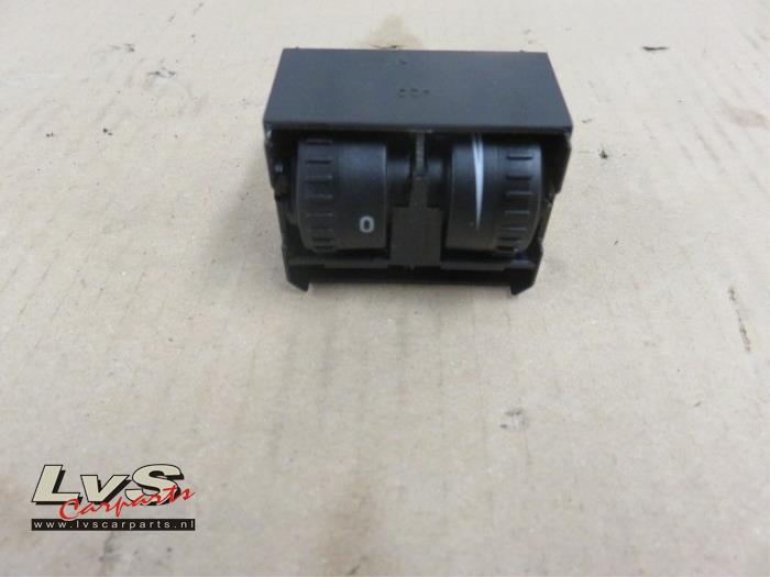 Volkswagen Caddy AIH headlight switch