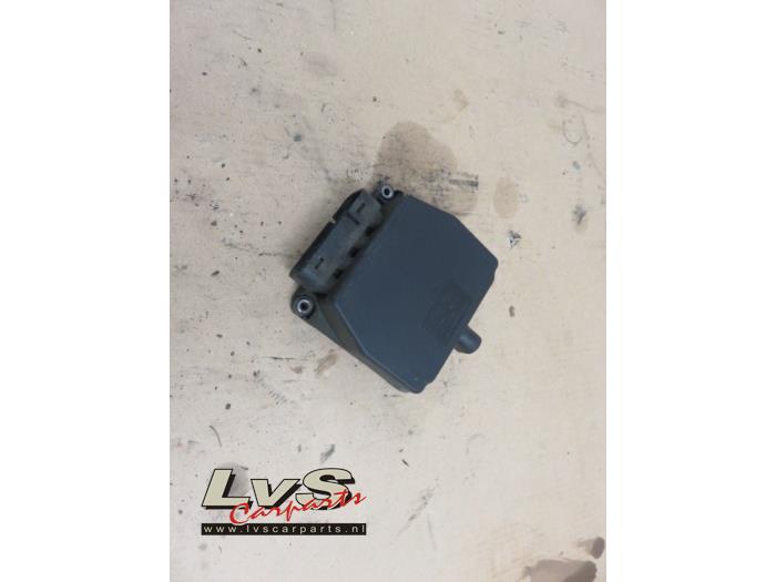 Volkswagen Fox Vacuum valve